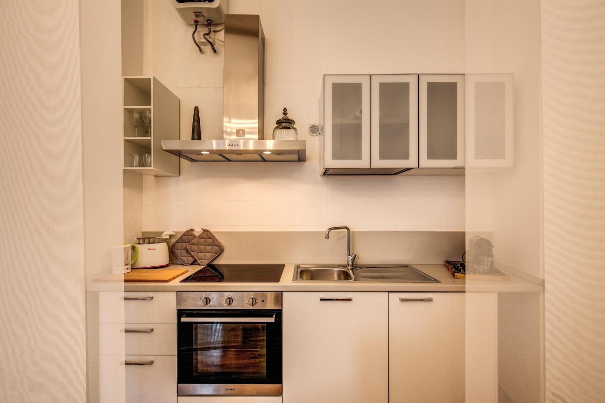 Elegant Apartment Behind The Colosseum Roma Exterior foto