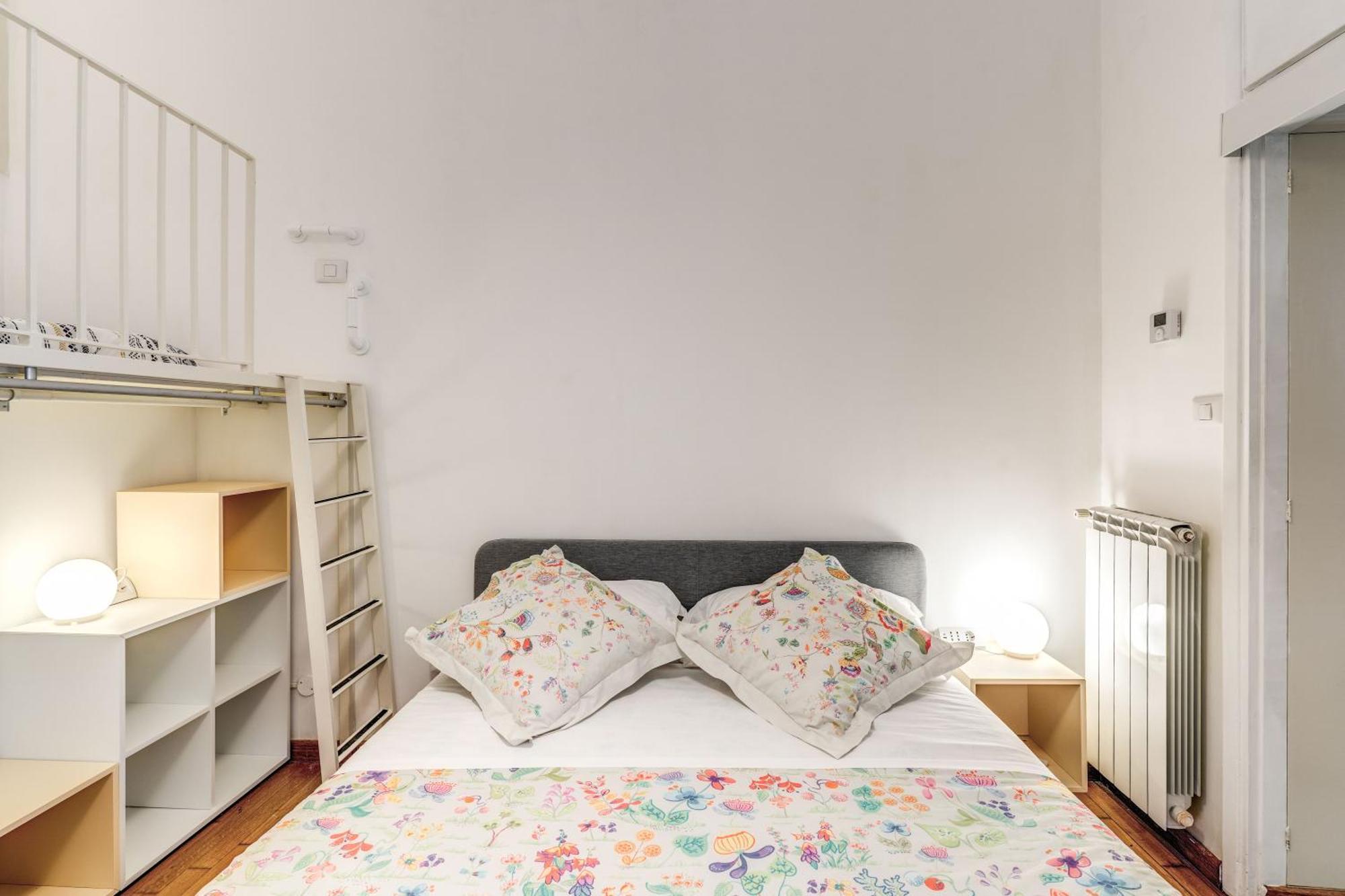 Elegant Apartment Behind The Colosseum Roma Exterior foto